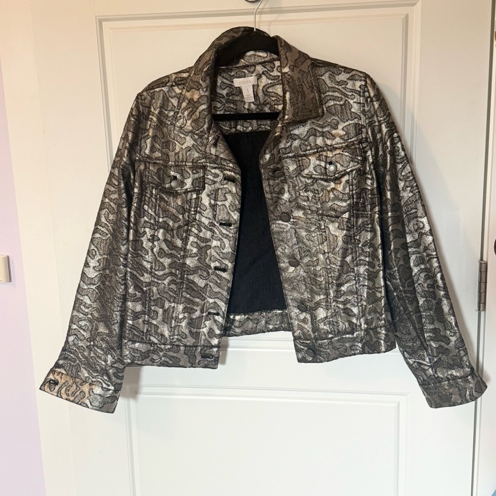 Chicos Silver Metallic Leopard Print Button Up Boxy Jacket Sz 1 Maximal Mobwife